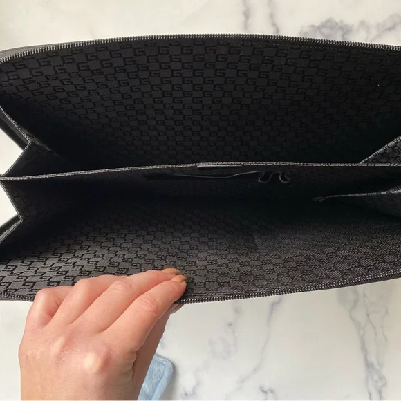 Gucci Portfolio CaseGucci Laptop Sleeve